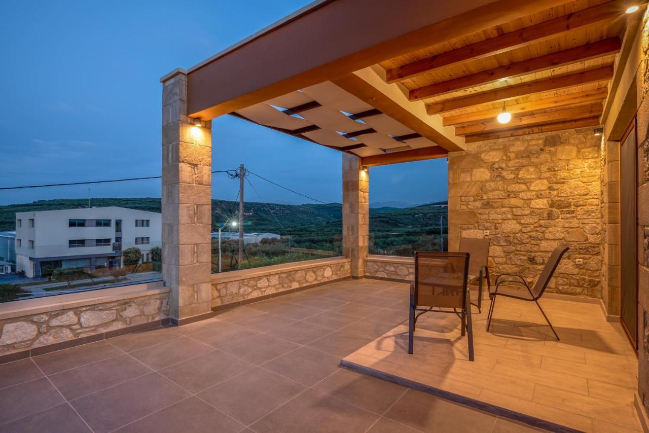 Lithina Charm With Private Pool And Sea View Kamisiana