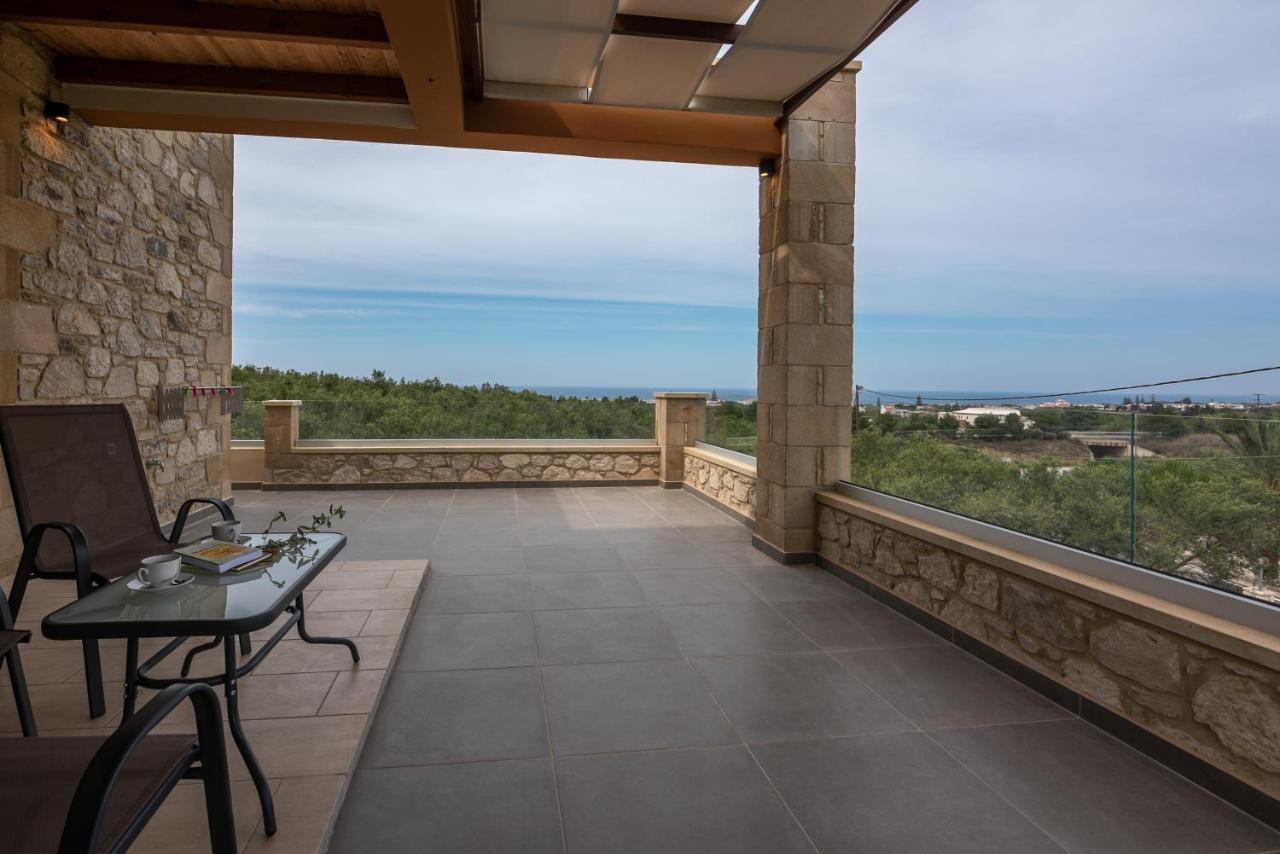 Lithina Charm With Private Pool And Sea View Kamisiana