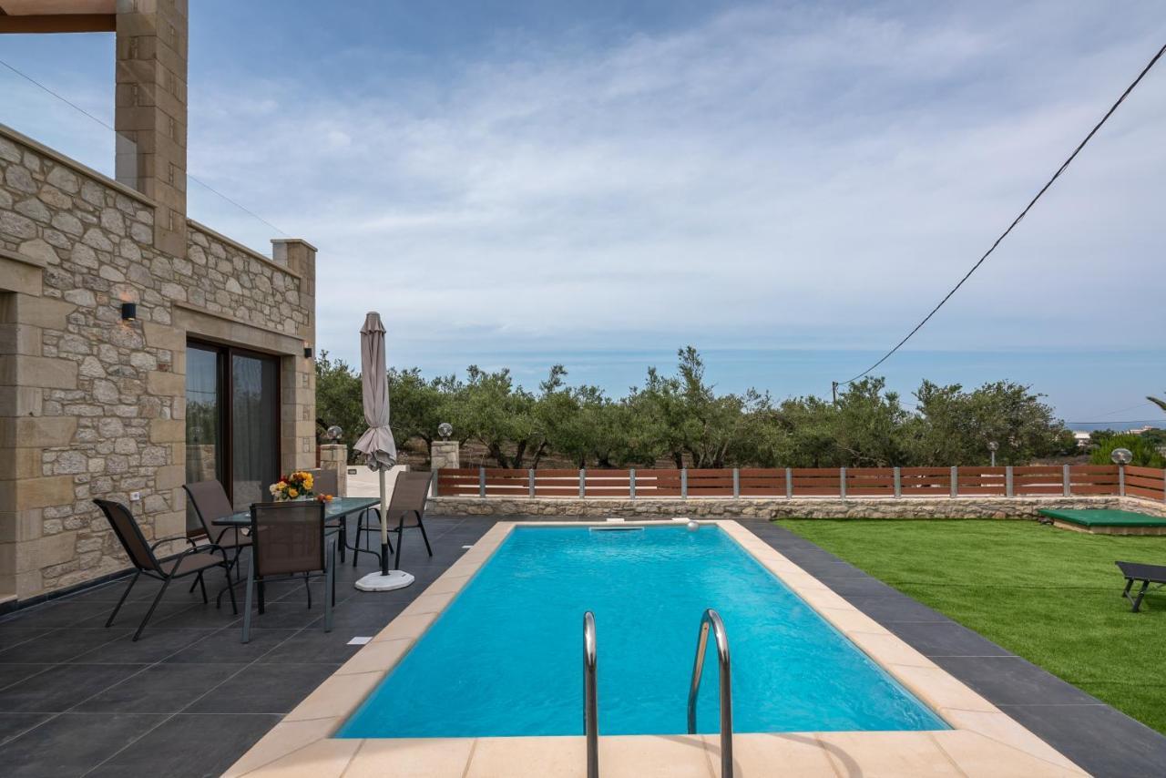 Lithina Charm With Private Pool And Sea View Villa