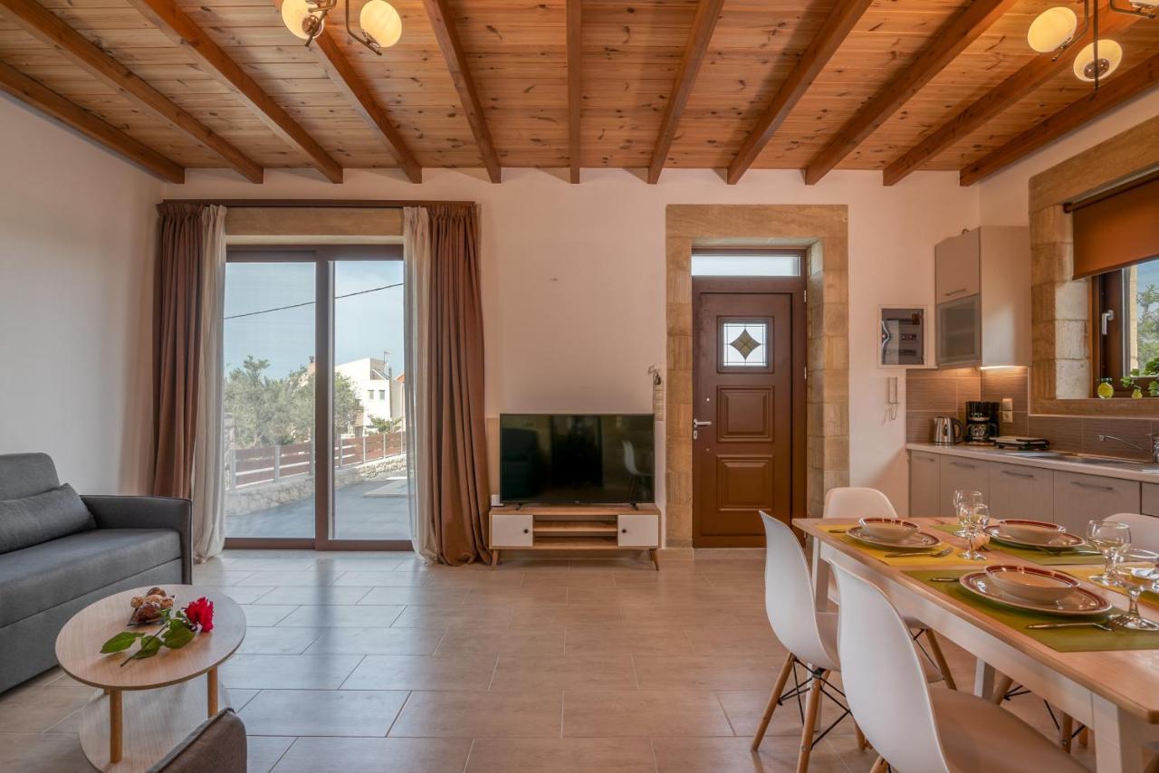 Lithina Charm With Private Pool And Sea View Kamisiana