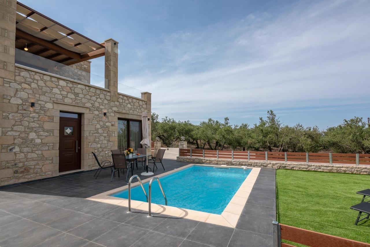 Lithina Charm With Private Pool And Sea View Villa
