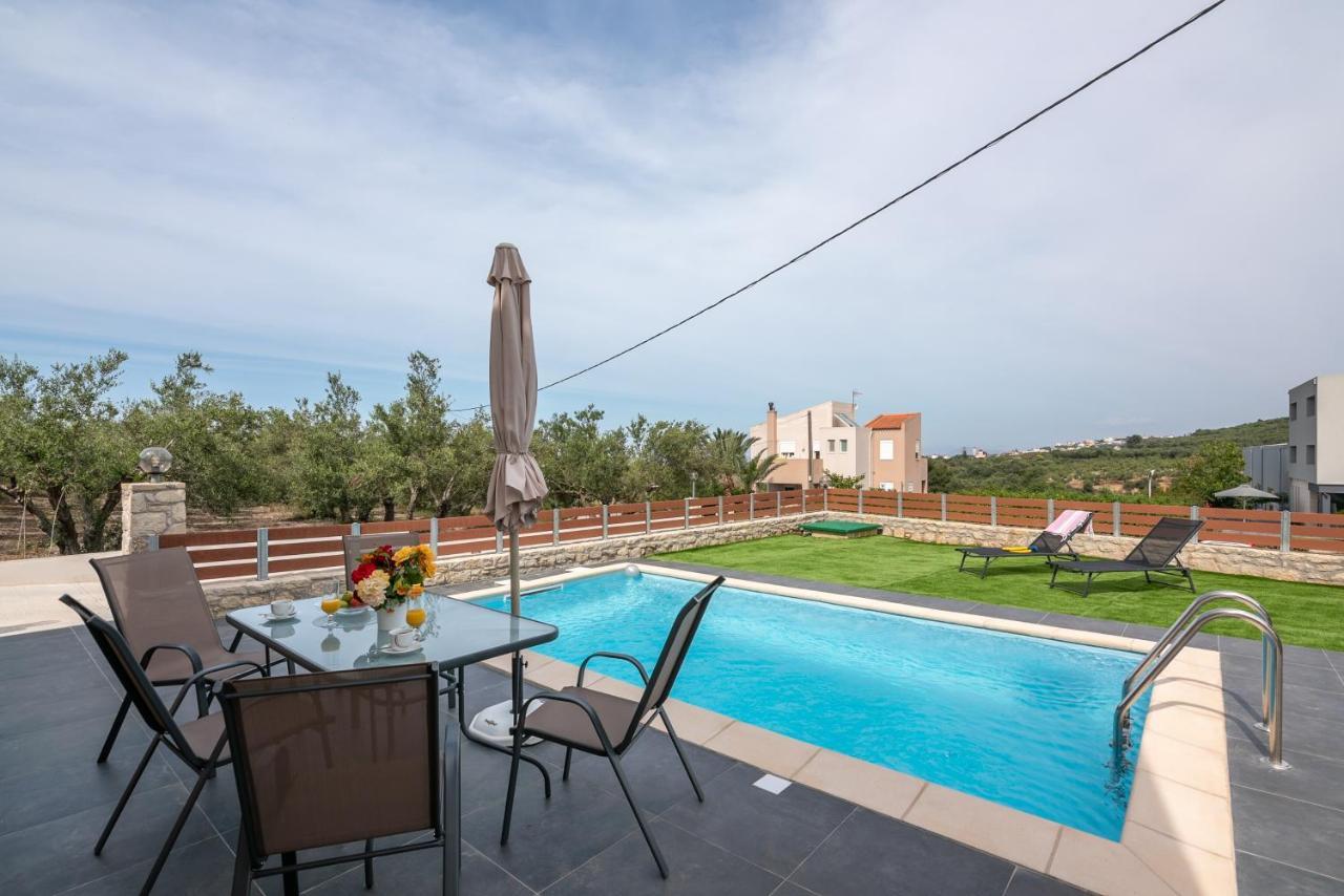 Villa Lithina Charm With Private Pool And Sea View Kamisiana